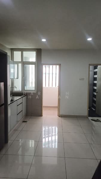 Apartment for Rent at Central Residence @ Sungai Besi - Harry H. Hassan - Kitchen - PropertyGuru.com.my