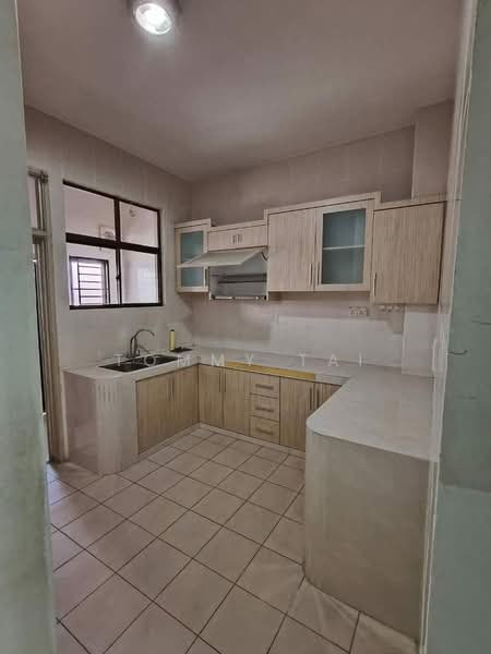 2-storey Terraced House for Sale in Taman Setia Indah (Tebrau) - Tommy Tai - Kitchen - PropertyGuru.com.my