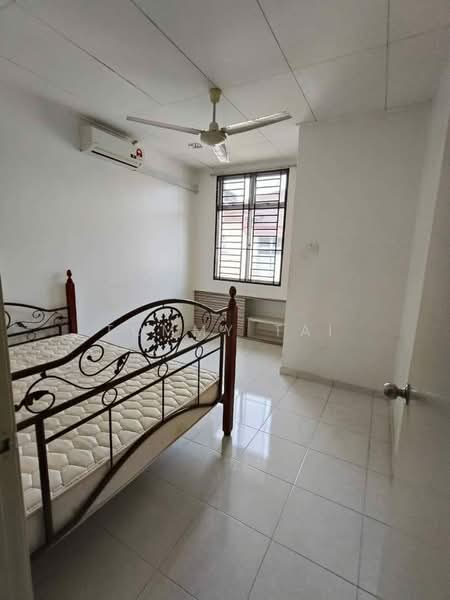 2-storey Terraced House for Sale in Taman Setia Indah (Tebrau) - Tommy Tai - Bedroom - PropertyGuru.com.my