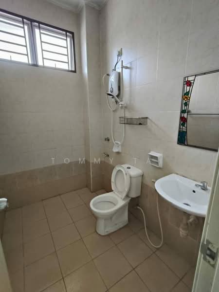 2-storey Terraced House for Sale in Taman Setia Indah (Tebrau) - Tommy Tai - Bathroom - PropertyGuru.com.my