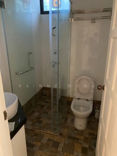 Apartment for Rent at Desa Bella - Rainny Wong - Bathroom - PropertyGuru.com.my