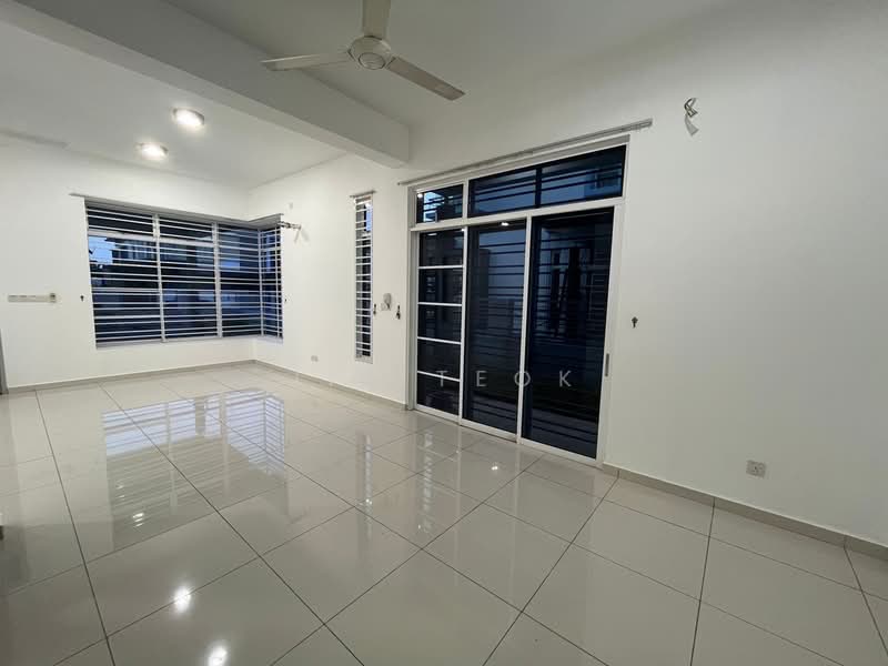 Rumah Kluster untuk Dijual di Iskandar Puteri (Nusajaya) (Johor) - Jin Teok - Living Room - PropertyGuru.com.my