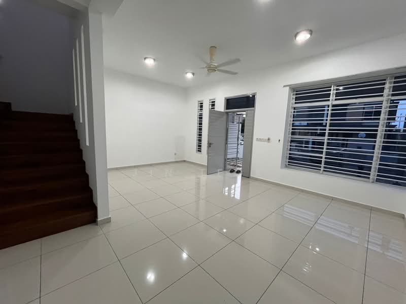 Rumah Kluster untuk Dijual di Iskandar Puteri (Nusajaya) (Johor) - Jin Teok - Living Room - PropertyGuru.com.my
