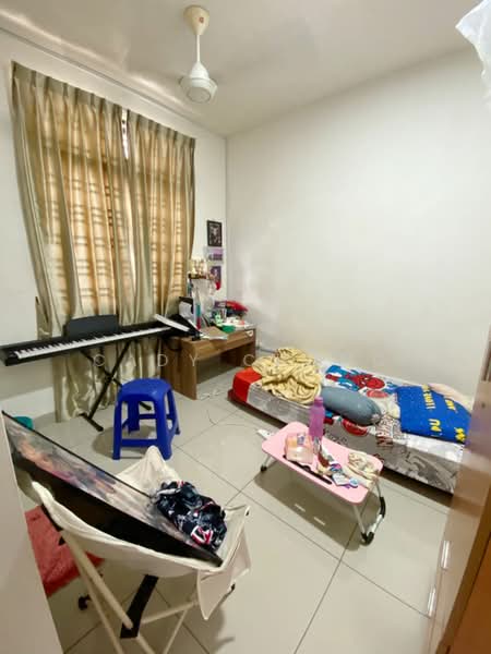 2-storey Terraced House for Sale in Taman Pelangi Indah (Ulu Tiram) - Cady Chong - Bedroom - PropertyGuru.com.my