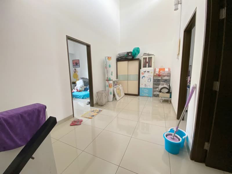 2-storey Terraced House for Sale in Taman Pelangi Indah (Ulu Tiram) - Cady Chong - Interior - PropertyGuru.com.my