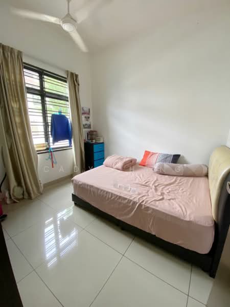 2-storey Terraced House for Sale in Taman Pelangi Indah (Ulu Tiram) - Cady Chong - Bedroom - PropertyGuru.com.my