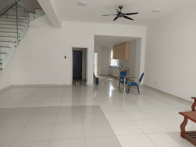 Chemara Hills : Castilla untuk Untuk Dijual - RM 898,000, Feb 2026 - Living Room - PropertyGuru.com.my