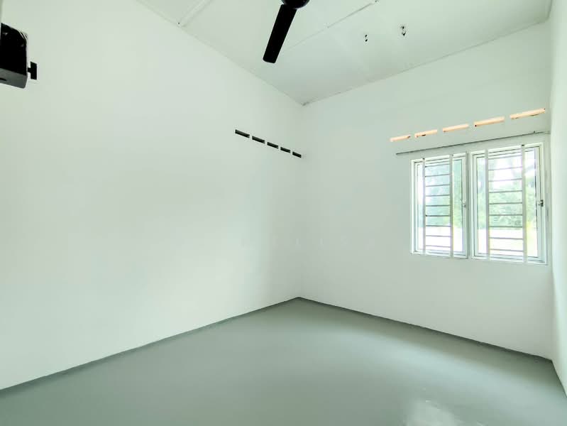 1-storey Terraced House for Sale in Taman Badri Shah (Lahat) - N. Melisa - Interior - PropertyGuru.com.my