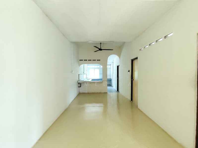 1-storey Terraced House for Sale in Taman Badri Shah (Lahat) - N. Melisa - Interior - PropertyGuru.com.my
