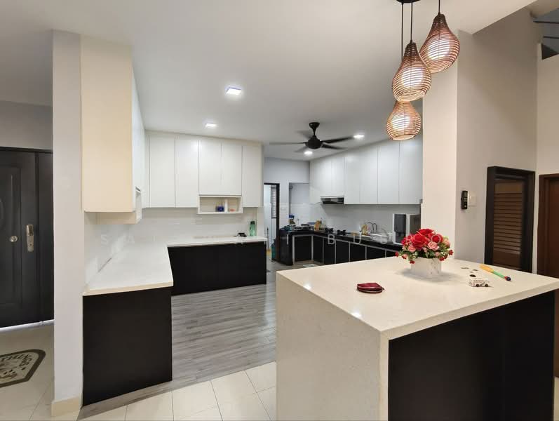 2-storey Terraced House for Sale in Denai Alam (Shah Alam) - Salawati Busro - Kitchen - PropertyGuru.com.my