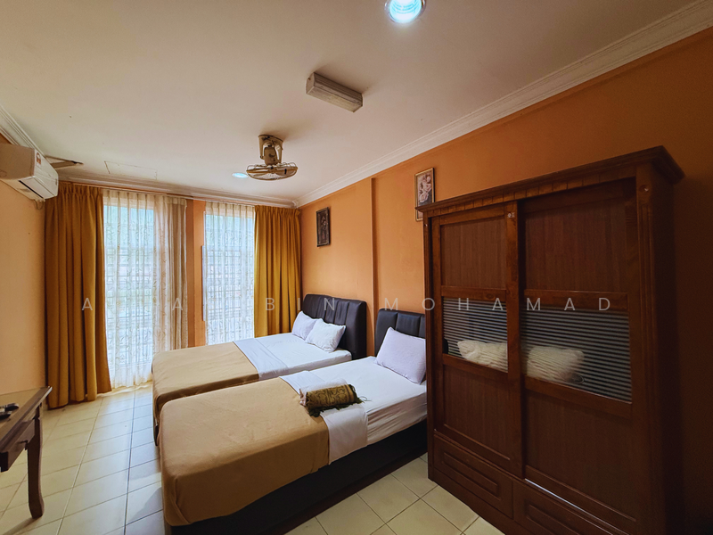 Shoplot 3 Tingkat + Business Hotel di Kuala Dungun untuk Untuk Dijual - RM 980,000, Mac 2026 - Bedroom - PropertyGuru.com.my