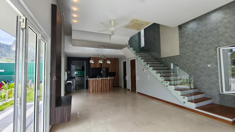Semi-Detached House for Rent in Ampang Jaya (Ampang) - Haryadi Katmon - Living Room - PropertyGuru.com.my