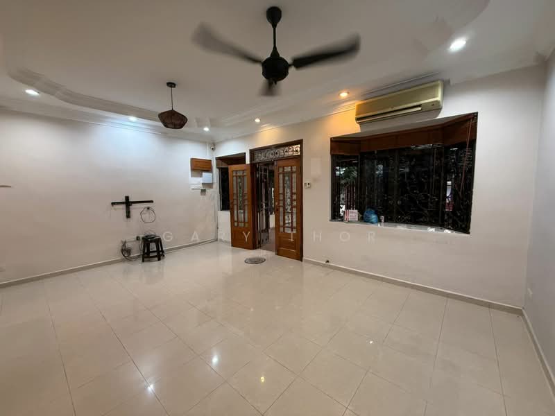 1.5-storey Terraced House for Sale in Bayan Baru (Penang) - Gary Thor - Living Room - PropertyGuru.com.my