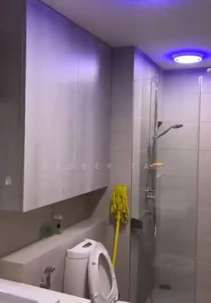 Kondominium untuk Disewa di Inwood Residences - Tabber Tan - Bathroom - PropertyGuru.com.my