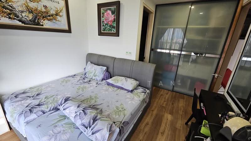 Kediaman Servis untuk Dijual di Setia SKY Residences - Jordan Tan - Bedroom - PropertyGuru.com.my