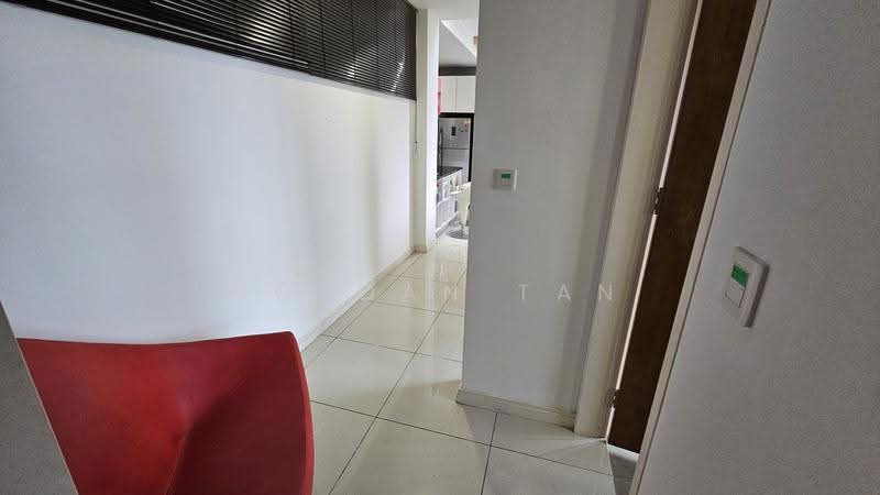 Kediaman Servis untuk Dijual di Setia SKY Residences - Jordan Tan - Corridor - PropertyGuru.com.my