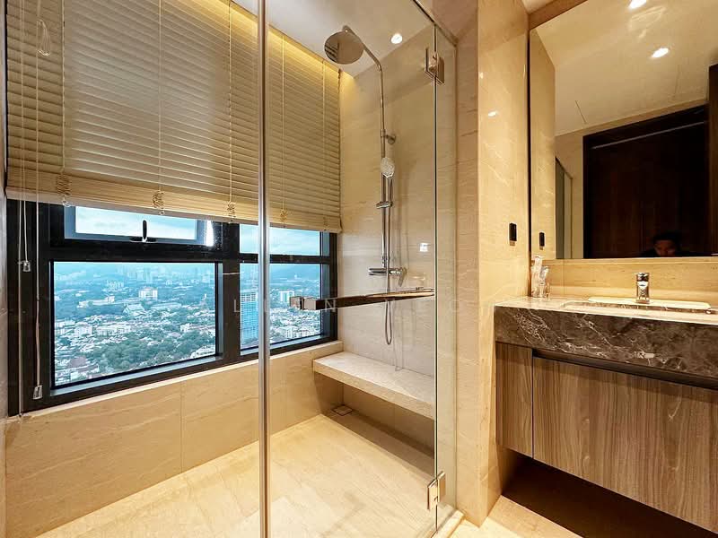 Servis Apartment untuk Disewa di Marriott Residence @ Gurney - Allen Yeoh - Bathroom - PropertyGuru.com.my