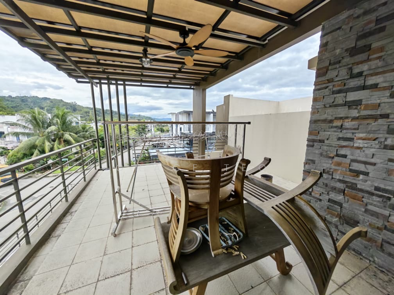 ๐ง๐ฎ๐บ๐ฎ๐ป ๐ฃ๐๐๐ฟ๐ฎ ๐ฃ๐ผ๐ด๐๐ป untuk Untuk Dijual - RM 1,690,000, Feb 2026 - Balcony - PropertyGuru.com.my