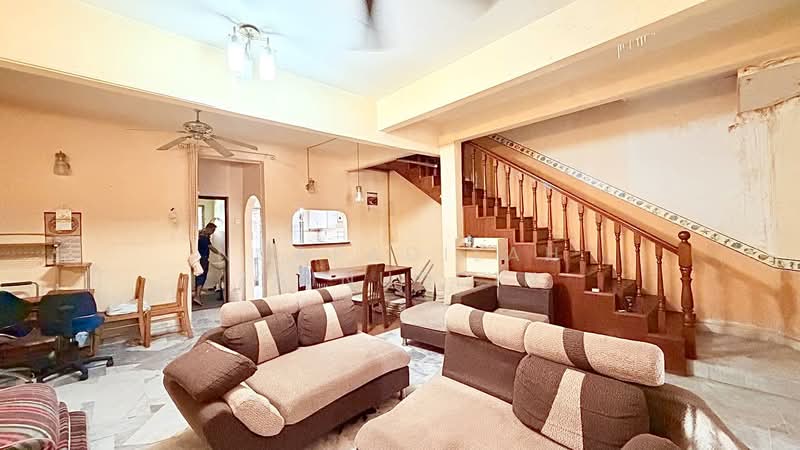 Taman Sri Andalas untuk Untuk Dijual - RM 450,000, Feb 2026 - Living Room - PropertyGuru.com.my