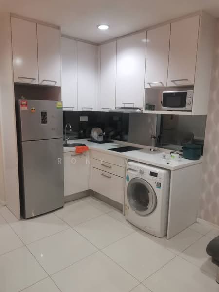 Service Residence for Sale at Mercu Summer Suites - Rony Yeo - Kitchen - PropertyGuru.com.my