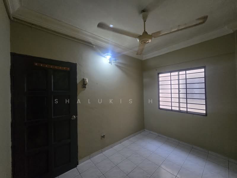 Apartment for Rent at Golden Villa - Shalukis Hau - Interior - PropertyGuru.com.my