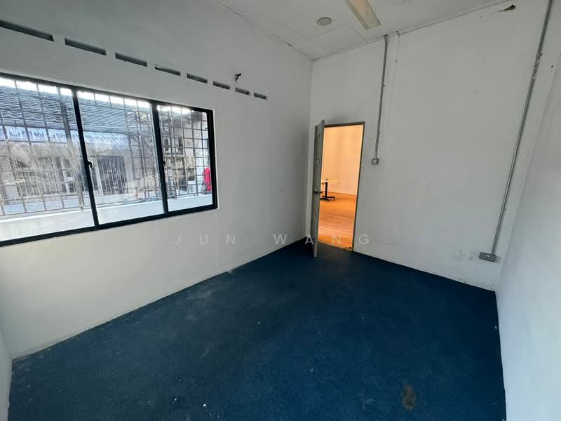 Shop for Sale in Taman Tasek (Johor Bahru) - Jun Wang - PropertyGuru.com.my