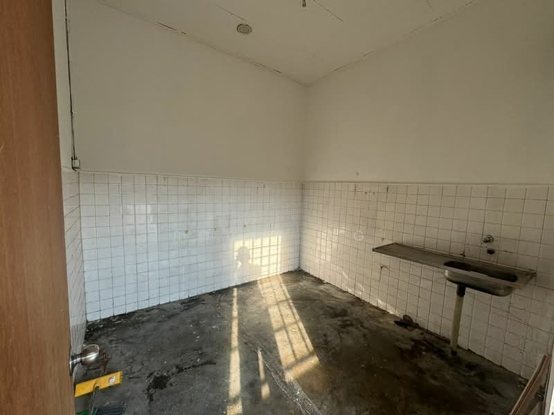 Shop for Sale in Taman Tasek (Johor Bahru) - Rochy Ng - PropertyGuru.com.my