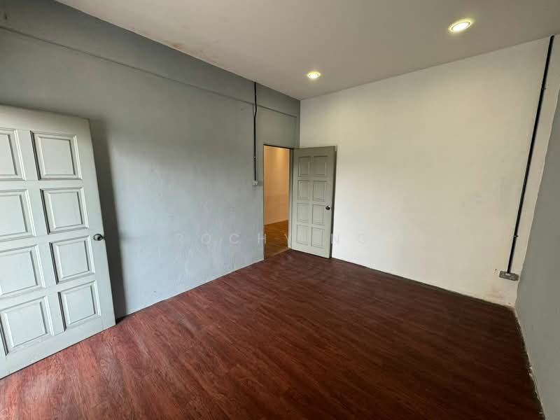 Shop for Sale in Taman Tasek (Johor Bahru) - Rochy Ng - PropertyGuru.com.my