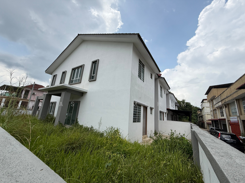 2-storey Terraced House for Sale in Hulu Terengganu (Terengganu) - Alias Bin Mohamad - Exterior - PropertyGuru.com.my