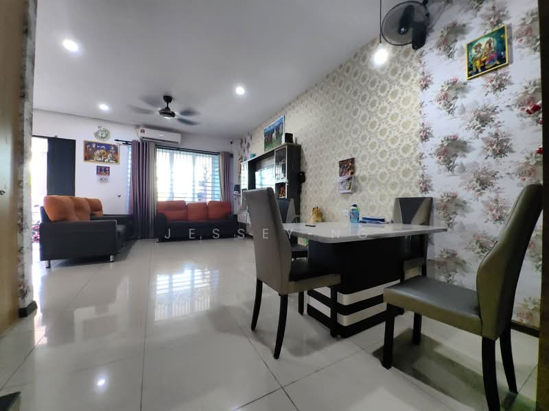 Taman Kledang Emas untuk Untuk Dijual - RM 450,000, Mac 2026 - Living Room - PropertyGuru.com.my