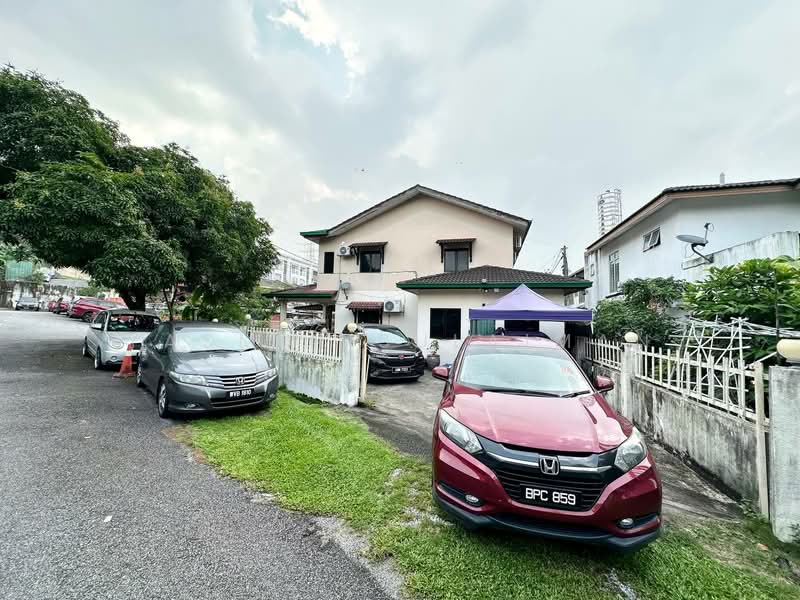 Desa Serdang untuk Untuk Dijual - RM 560,000, Feb 2026 - Exterior - PropertyGuru.com.my