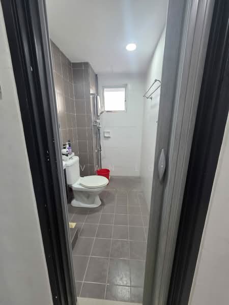 Service Residence for Rent at SuriaMas Suites - Ivan Lo - Bathroom - PropertyGuru.com.my