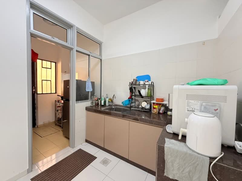 2-storey Terraced House for Rent in Bukit Indah (Iskandar Puteri (Nusajaya)) - William Loke - Kitchen - PropertyGuru.com.my