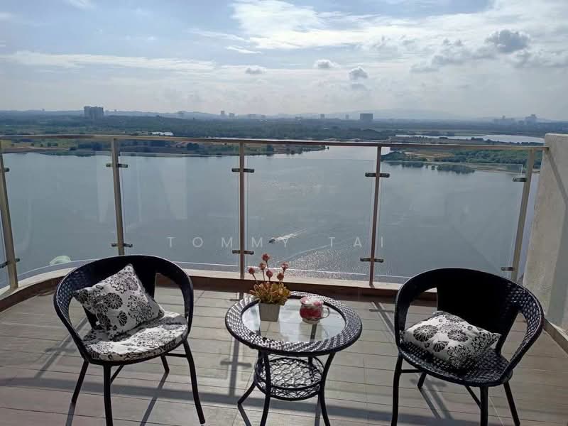Condominium for Rent at Royal Strand @ Country Garden Danga Bay - Tommy Tai - Balcony - PropertyGuru.com.my