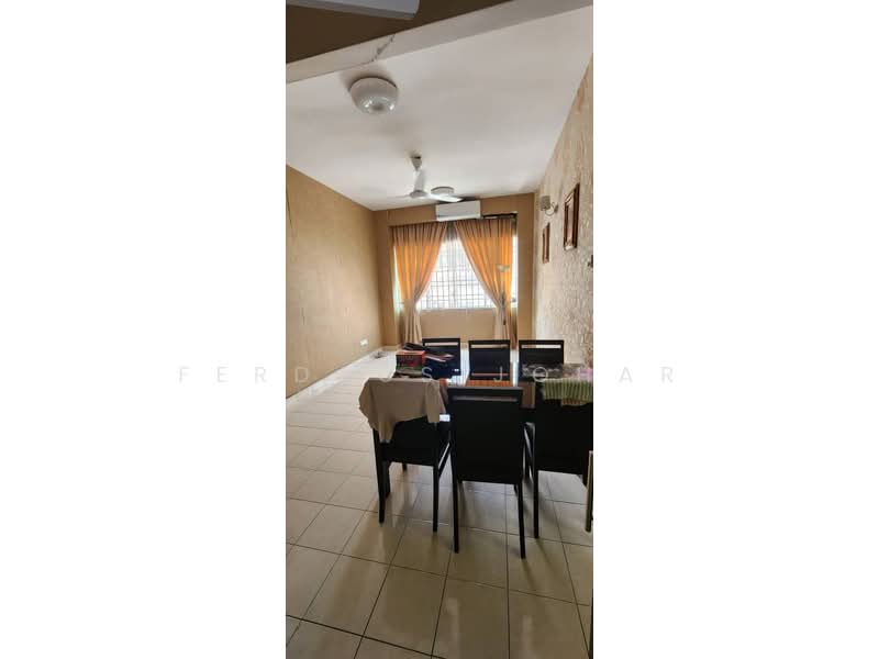 Apartment for Sale at Sri Kejora - Ferdaus Johar - Living Room - PropertyGuru.com.my