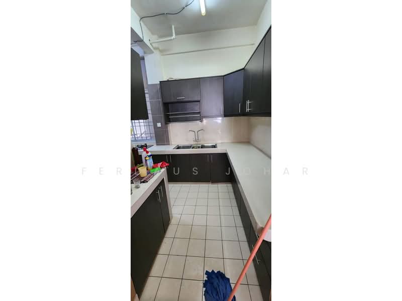 Apartment for Sale at Sri Kejora - Ferdaus Johar - Kitchen - PropertyGuru.com.my