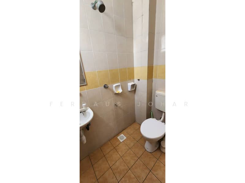 Apartment for Sale at Sri Kejora - Ferdaus Johar - Bathroom - PropertyGuru.com.my