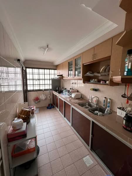 1.5-storey Terraced House for Sale in Taman Pelangi Indah (Ulu Tiram) - Kok Hui - Kitchen - PropertyGuru.com.my