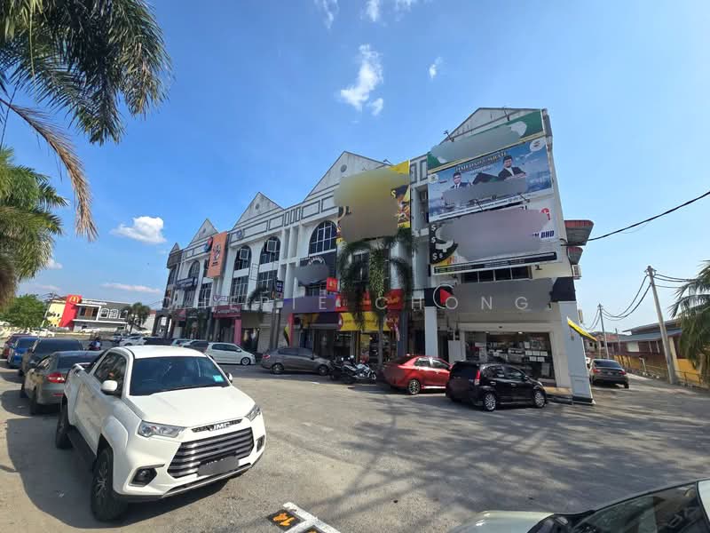 Shop for Sale in Kuala Kangsar (Perak) - Cherie Chong - Exterior - PropertyGuru.com.my