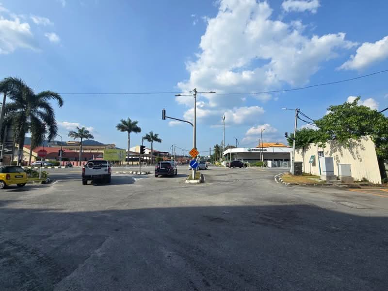 Shop for Sale in Kuala Kangsar (Perak) - Cherie Chong - Exterior - PropertyGuru.com.my