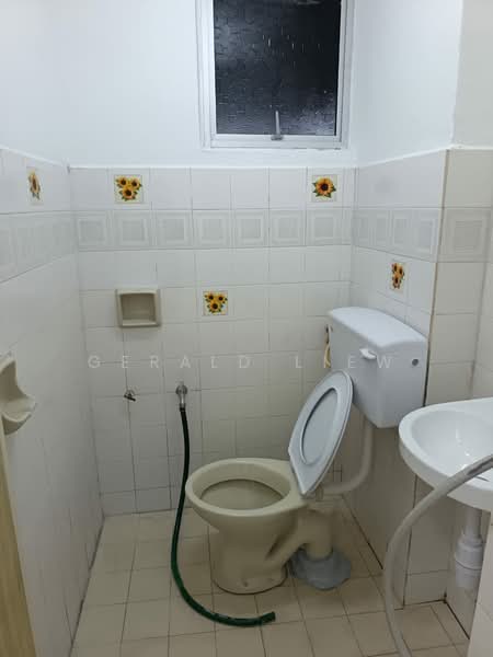 Apartment for Rent at Vista Angkasa - Gerald Liew - Bathroom - PropertyGuru.com.my