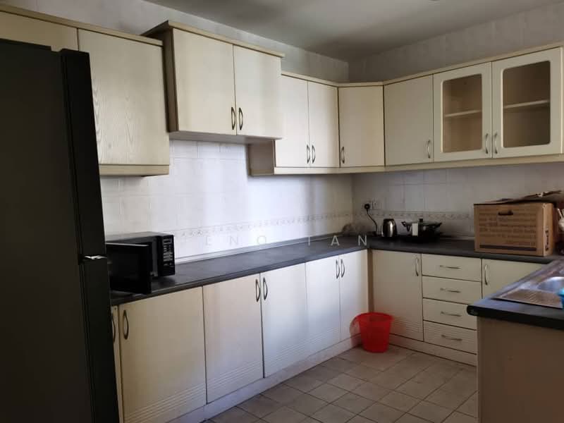 Riverine Emerald untuk Untuk Disewa - RM 2,000 /bulan, Feb 2026 - Kitchen - PropertyGuru.com.my