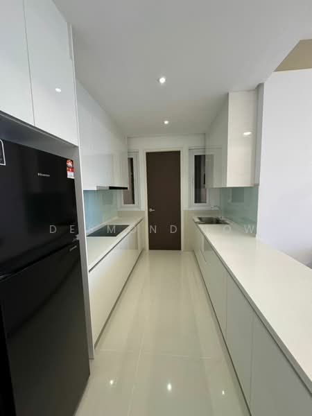 Service Residence for Rent at Met 1 Residences - Desmond Low - Kitchen - PropertyGuru.com.my