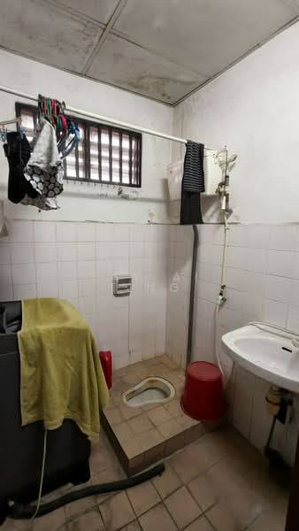Factory for Sale in Senai (Johor) - Tay Ai Ting - Bathroom - PropertyGuru.com.my