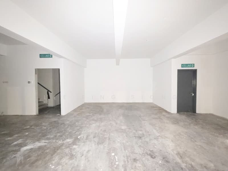Office for Rent in Kepong (Kuala Lumpur) - Lee Sing Siong - Entrance - PropertyGuru.com.my
