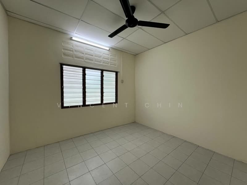1.5-storey Terraced House for Rent in Taman Boon Bak (Ipoh) - Vincent Chin - Interior - PropertyGuru.com.my