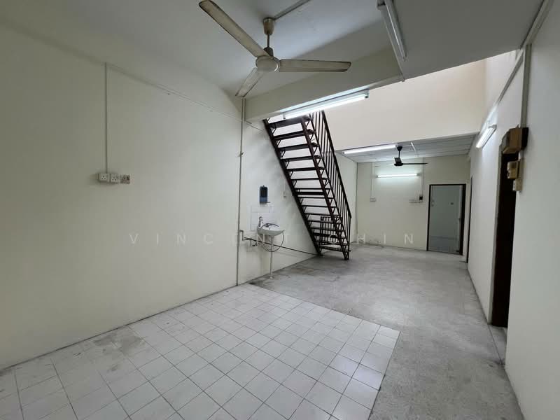1.5-storey Terraced House for Rent in Taman Boon Bak (Ipoh) - Vincent Chin - Interior - PropertyGuru.com.my