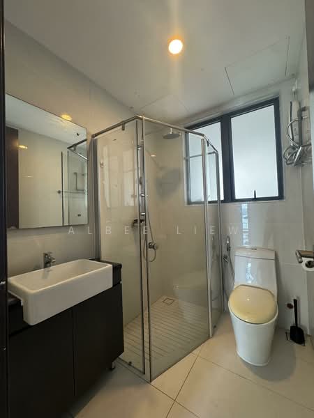 Condominium for Rent at Royal Strand @ Country Garden Danga Bay - Albee Liew - Bathroom - PropertyGuru.com.my