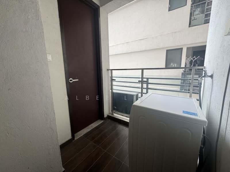 Kondominium untuk Disewa di Royal Strand @ Country Garden Danga Bay - Albee Liew - Balcony - PropertyGuru.com.my