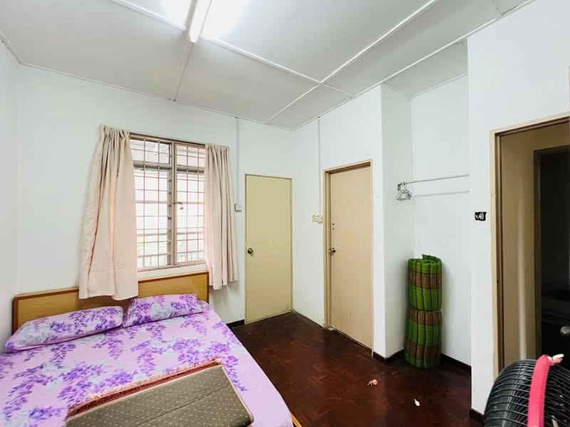 2-storey Terraced House for Sale in Usj 1 (Subang Jaya) - Salawati Busro - Bedroom - PropertyGuru.com.my